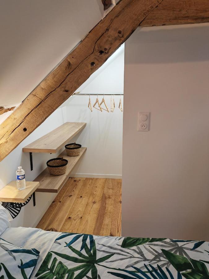 A La Memoire De Merlin & Spa Saint-Malon-sur-Mel Exterior foto