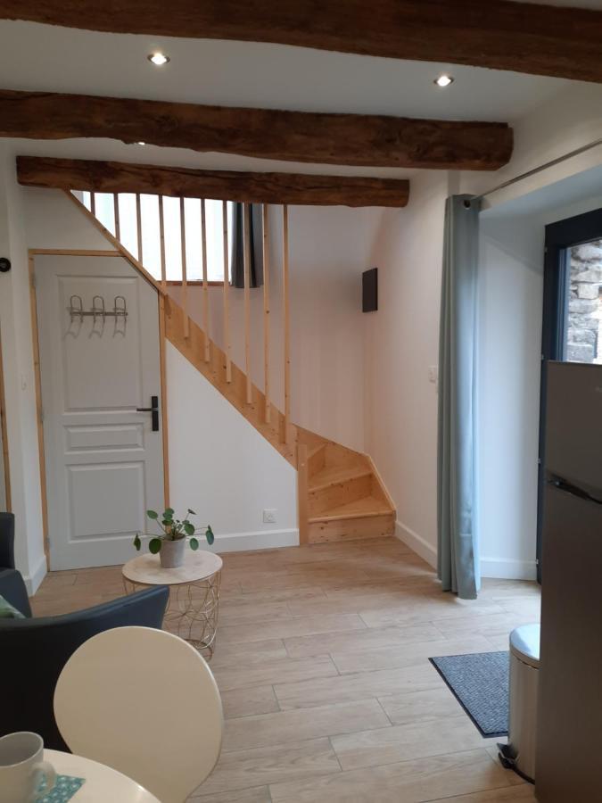 A La Memoire De Merlin & Spa Saint-Malon-sur-Mel Exterior foto