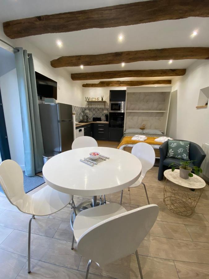A La Memoire De Merlin & Spa Saint-Malon-sur-Mel Exterior foto